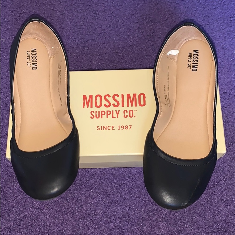 Women’s flats